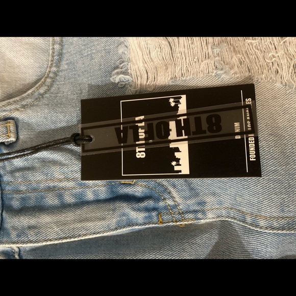 Women’s Medium 8th of LA Distressed Jean Skirt - Picture 5 of 6